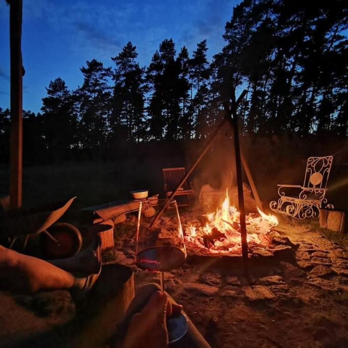 Gaestesuite Am Waldrand, Ausstieg Auf Zeit Heideblick ภายนอก รูปภาพ
